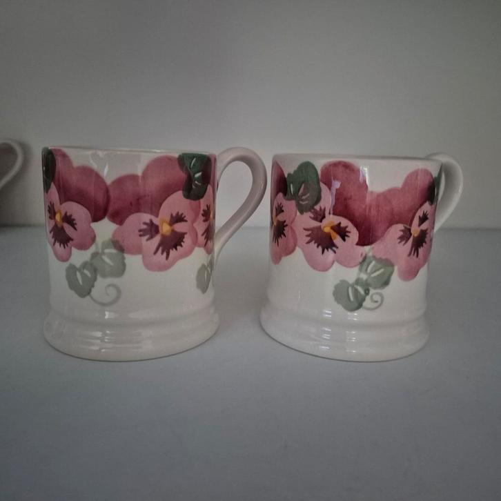 E. Bridgewater mok 0.5 1/2pt Pink Pansy nieuw, Huis en Inrichting, Keuken | Servies, Nieuw, Kop(pen) en/of Schotel(s), Overige stijlen