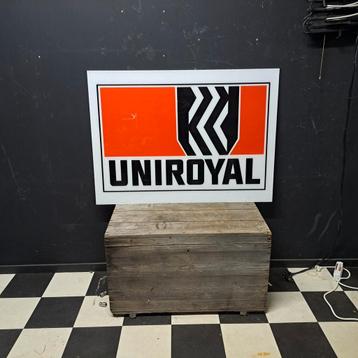 Uniroyal banden reclamebord  beschikbaar voor biedingen