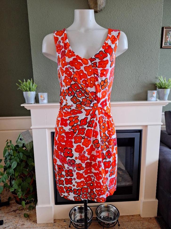 Giovane San Martino rode bloemen jurk 36 S Gratis Verzenden, Kleding | Dames, Jurken, Zo goed als nieuw, Maat 36 (S), Rood, Knielengte