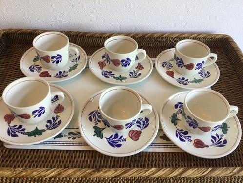 Boerenbont Boch België ( Espresso kop en schotel), Antiek en Kunst, Antiek | Servies los, Ophalen of Verzenden