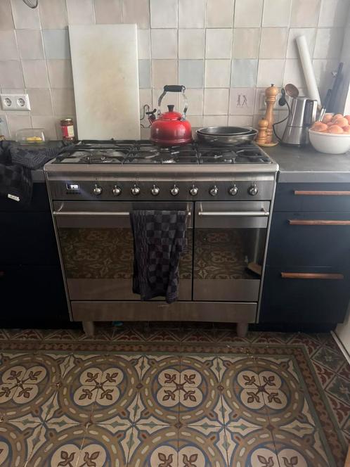 Smeg 6 pits gasfornuis met twee ovens, Witgoed en Apparatuur, Fornuizen, Zo goed als nieuw, Vrijstaand, Gas, 5 kookzones of meer