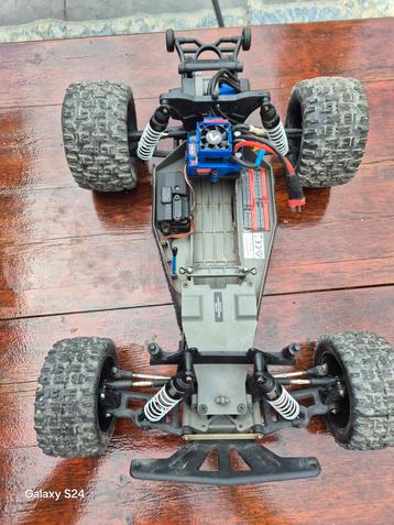 Traxxasr rustler Brushless Complete Auto + Extra's beschikbaar voor biedingen