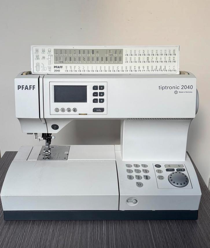 Pfaff 2040 met boventransport in  goede staat, Hobby en Vrije tijd, Naaimachines en Toebehoren, Zo goed als nieuw, Naaimachine