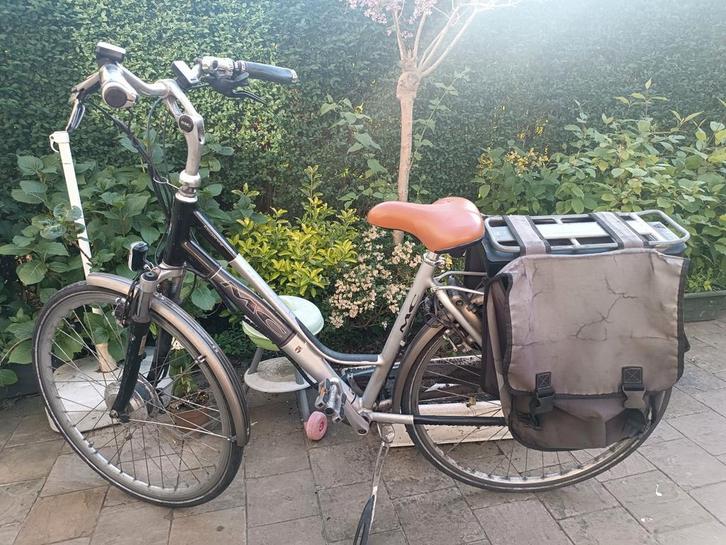 Degelijke fiets - MC Elegance - incl. lader en lege accu, Fietsen en Brommers, Fietsen | Dames | Damesfietsen, Gebruikt, Overige merken