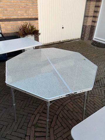 Inklapbare campingtafel - 8 kant - 122cm beschikbaar voor biedingen