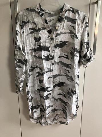 Luchtige zomer tuniek / jurk – camouflage grijs - M  beschikbaar voor biedingen