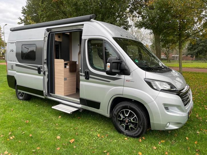 Laika KOSMO 6.0 Automaat, Lederen bekleding NIEUWSTAAT, Caravans en Kamperen, Campers, Bedrijf, tot en met 2, Buscamper of Camperbus