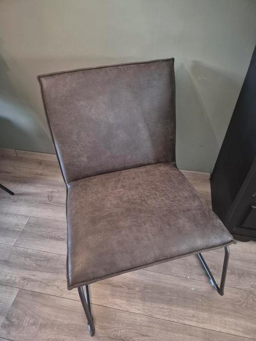 Donkerbruine leatherlook Fauteuil Cooper, Huis en Inrichting, Stoelen, Zo goed als nieuw, Eén, Bruin, Ophalen
