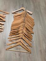 25 houten kledinghangers, Ophalen of Verzenden, Zo goed als nieuw, Hout