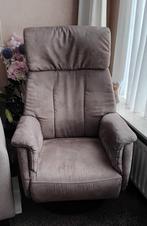 Sta-op-stoel/relaxfauteuil van Prominent, Huis en Inrichting, Fauteuils, Ophalen, Minder dan 75 cm, Zo goed als nieuw, Stof