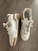 New balance 550, Ophalen of Verzenden, Zo goed als nieuw, Sneakers of Gympen