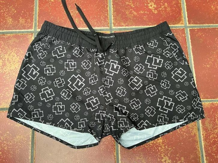 "Logo" Zwembroek/Kortebroek zwart-grijs van Rammstein Maat S, Verzamelen, Muziek, Artiesten en Beroemdheden, Nieuw, Kleding, Ophalen of Verzenden