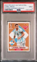 Panini Qatar 2022 Lionel Messi Extra Sticker Bronze PSA 9, Verzamelen, Ophalen, Zo goed als nieuw, Buitenlandse clubs, Poster, Plaatje of Sticker
