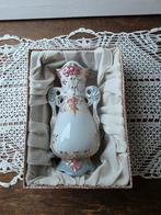 Royal Dux porselein vaasje roze wit blauw goud, Ophalen of Verzenden