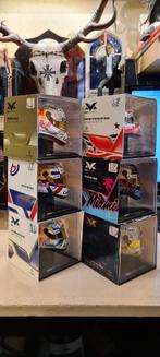 F1 Max Verstappen alle 6 Mini Helm 1:4 Scale uit 2022 NIEUW, Ophalen of Verzenden, Nieuw, Overige sporten, Overige typen