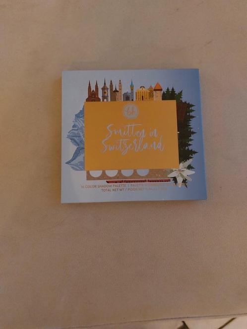 Smitten in Switzerland oogschaduw palette, Sieraden, Tassen en Uiterlijk, Uiterlijk | Cosmetica en Make-up, Zo goed als nieuw