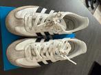 Adidas Samba Sneakers - Klassieker!, Ophalen of Verzenden, Gedragen, Wit, Sneakers of Gympen