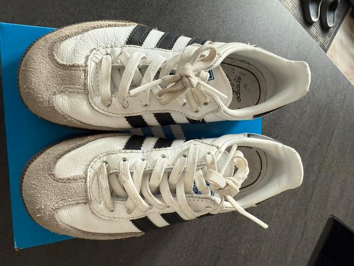 Adidas Samba Sneakers - Klassieker!, Kleding | Dames, Schoenen, Gedragen, Sneakers of Gympen, Wit, Ophalen of Verzenden