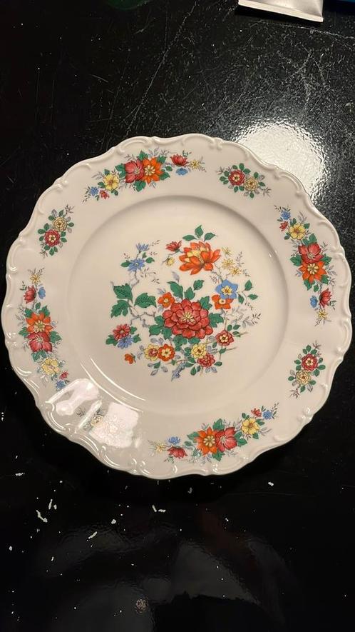 Seltmann Weiden Bord - Vintage Bloemendecor, Antiek en Kunst, Antiek | Servies los, Ophalen of Verzenden
