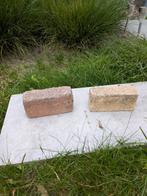 300 klinkers 15x5 cm gratis afhalen- twee kleuren gemengd, Ophalen, Gebruikt, Klinkers, Minder dan 5 m²