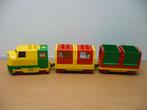 Duplo Elektrische trein ( Gereviseerd ) met 2 wagons., Kinderen en Baby's, Speelgoed | Duplo en Lego, Ophalen of Verzenden, Gebruikt