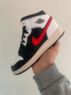Nike Air Jordan 1 Mid Shadow Red 37.5 & 38.5 |, Kleding | Dames, Schoenen, Zwart, Nike, Nieuw, Ophalen of Verzenden