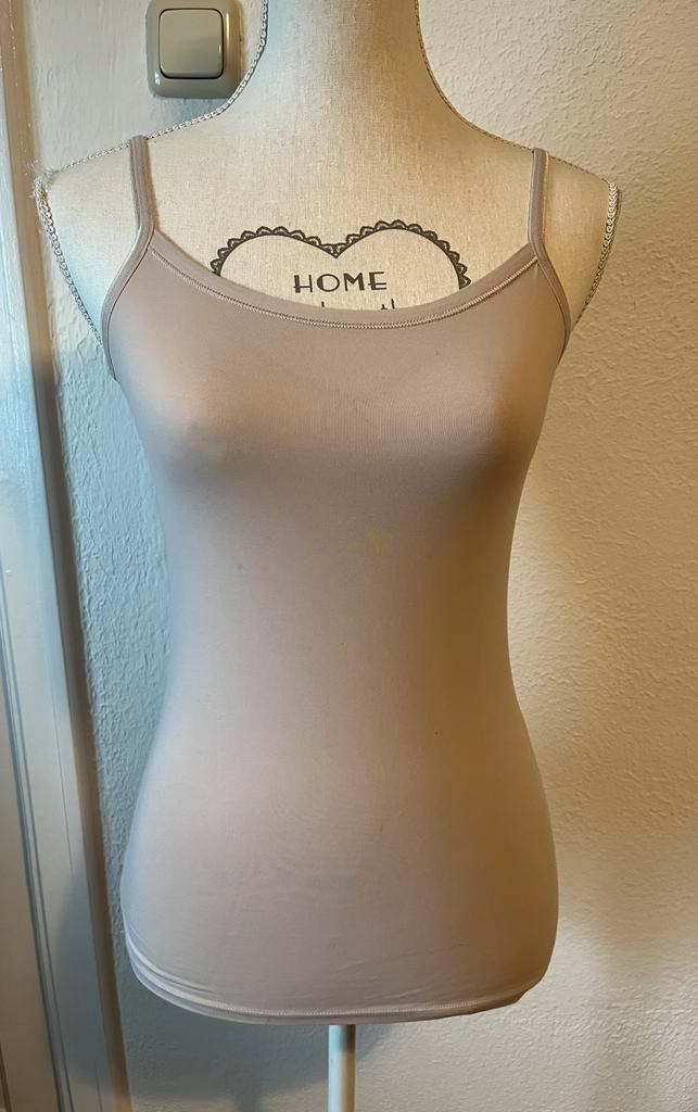 Sloggi,huidskleurig hemdje, maatje s, Kleding | Dames, Ondergoed en Lingerie, Hemd, Beige, Ophalen of Verzenden