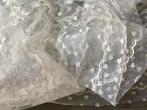 Mooie lap tule parelmoer kant 1 meter bij 1m25 nu € 4,95, Verzenden, 120 cm of meer, Wit, Katoen