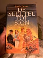 De Sleutel tot Sion - Bodie Thoene, Boeken, Ophalen of Verzenden, Gelezen, Nederland