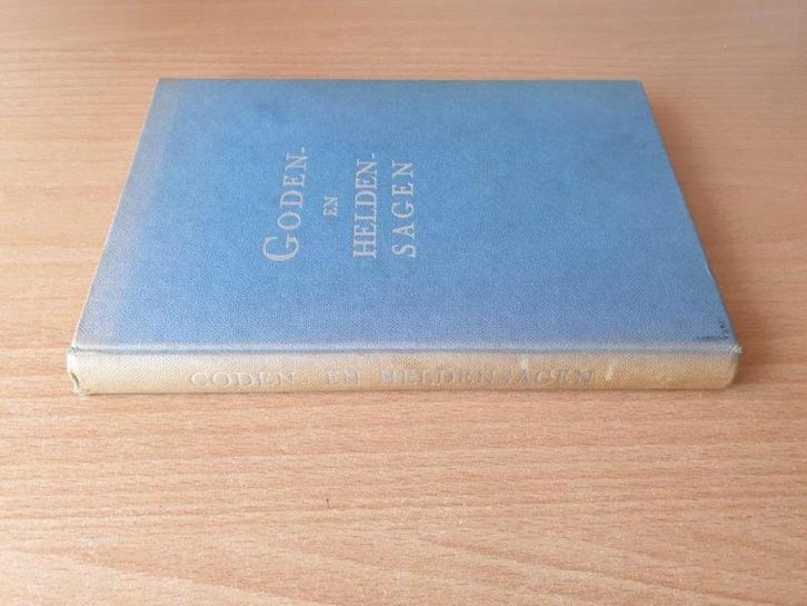 Ernst Hoffmann - Goden en Heldensagen (HC), Boeken, Fantasy, Gelezen, Ophalen of Verzenden