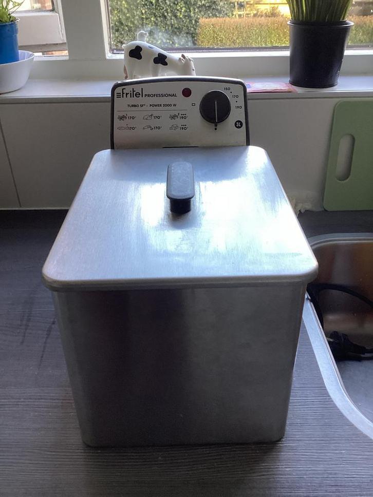 Fritel Professional Friteuse - 3 Liter in prima staat., Witgoed en Apparatuur, Frituurpannen, Gebruikt, 2 tot 3 liter, Uitneembare binnenpan