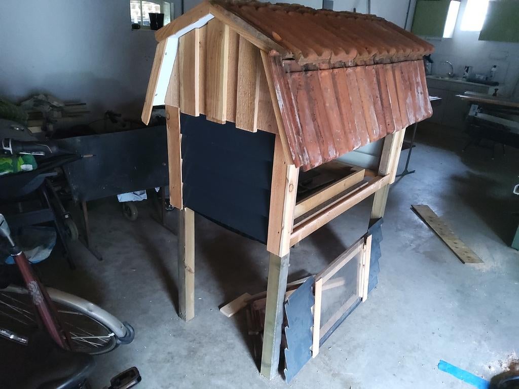 Hok voor konijn of kip

Kippenhok of konijnenhok, Dieren en Toebehoren, Knaagdieren en Konijnen | Hokken en Kooien, Ophalen, Nieuw