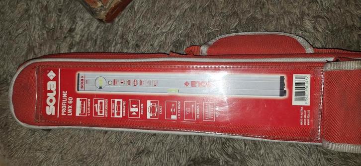 Waterpas, Auto diversen, Autogereedschap, Zo goed als nieuw, Ophalen of Verzenden