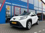 Toyota AYGO X 1.0 VVT-I Play Navi Carplay Camera Led 5-Deurs, Gebruikt, 920 kg, Met garantie (alle), 4 stoelen