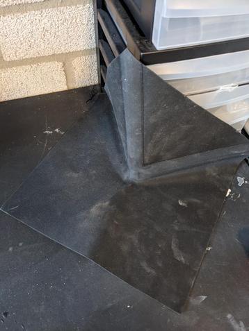 EPDM uitwendige hoek 150 x 150 x 200 mm beschikbaar voor biedingen