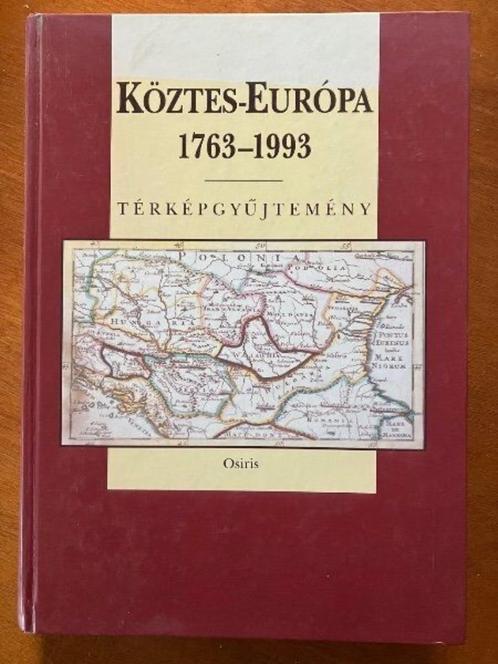 Köztes-Európa 1763-1993 - Térképgyüjetemény (Hongaars), Boeken, Taal | Overige Talen, Gelezen, Non-fictie, Verzenden