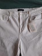 Nieuwe capribroek carma koma maat 50, Ophalen of Verzenden, Zo goed als nieuw, Maat 48/50 (M), Wit
