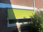 Groen zonnescherm, 251 cm breed, Tuin en Terras, Zonneschermen, Minder dan 150 cm, Ophalen, Gebruikt, Uitvalscherm