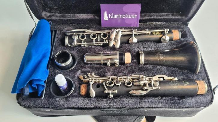Leblanc Paris besklarinet, Muziek en Instrumenten, Blaasinstrumenten | Klarinetten, Gebruikt, Bes-klarinet, Hout, Met koffer, Ophalen of Verzenden