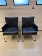 Zwart leren stoelen lijken op Montis Charly stoelen, Huis en Inrichting, Stoelen, Ophalen, Gebruikt, Twee, Zwart