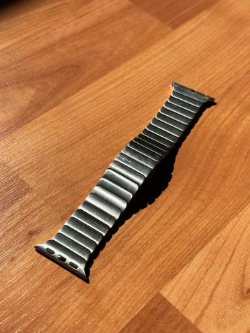 Apple watch band beschikbaar voor biedingen
