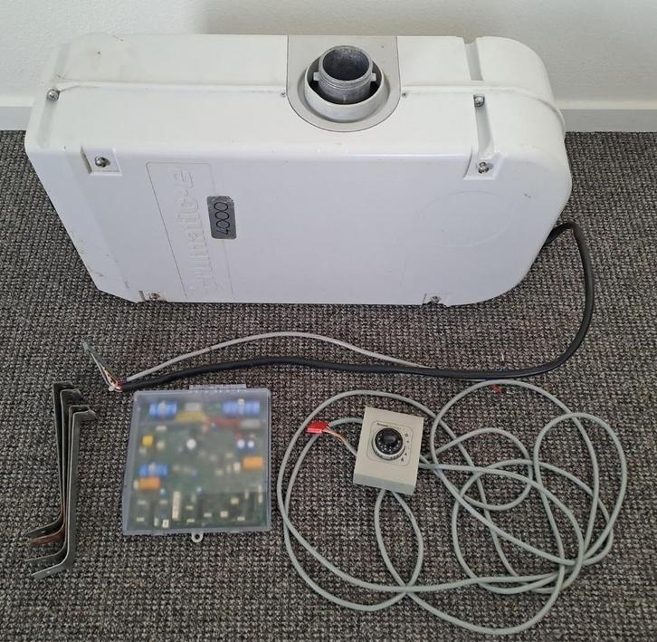 Trumatic E4000 gaskachel, Caravans en Kamperen, Caravan accessoires, Gebruikt, Ophalen of Verzenden