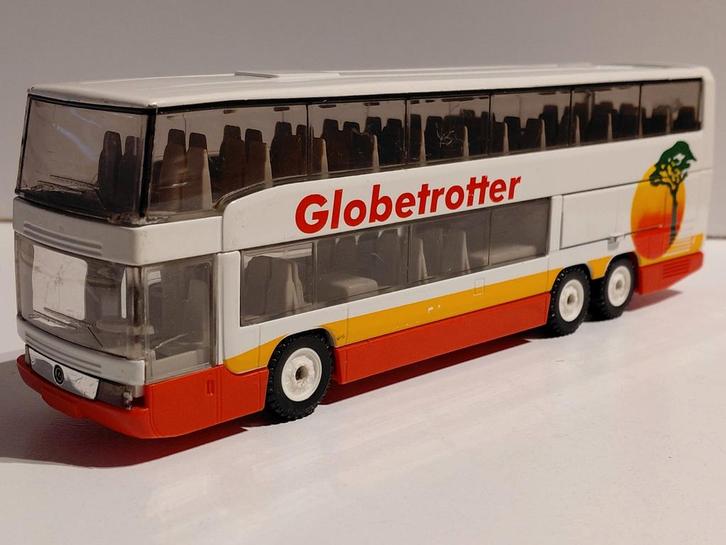 Siku 3814 Mercedes dubbeldekker bus Globetrotter modelauto, Hobby en Vrije tijd, Modelauto's | 1:50, Gebruikt, Bus of Vrachtwagen