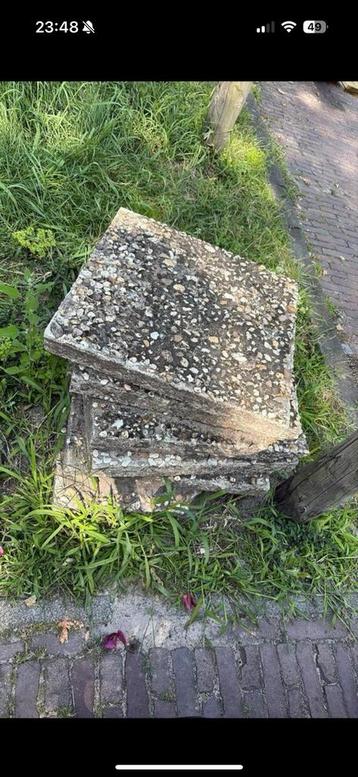 GRATIS OPHALEN tegels beschikbaar voor biedingen