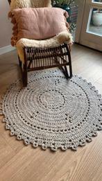 Wollen gehaakt rond vloeekleed, doily, Huis en Inrichting, Stoffering | Tapijten en Kleden, 100 tot 150 cm, Wit, Rond, Ophalen of Verzenden