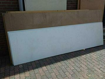 6 grote MDF platen hout + restplaten  beschikbaar voor biedingen