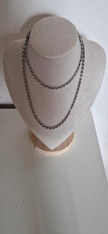 Zilveren Koningsketting beschikbaar voor biedingen