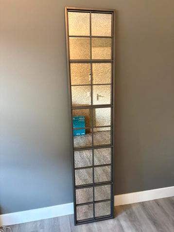 Dutchbone Vintage Window spiegel - industrieel 178 x 37.5cm beschikbaar voor biedingen