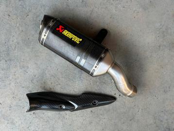 Kawasaki Z900 Akrapovic carbon uitlaat + hitteschild 20-24 beschikbaar voor biedingen
