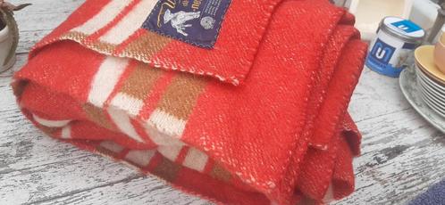 Woolly, echte Vintage  deken zuiver scheerwoppp, Huis en Inrichting, Woonaccessoires | Plaids en Woondekens, Ophalen of Verzenden
